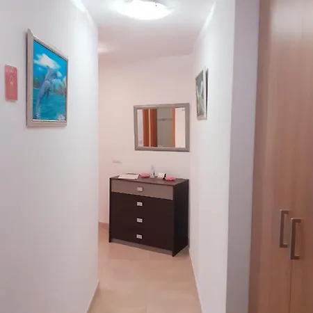 Edificio Algaida - New Vista Montana - Playa De La Concha